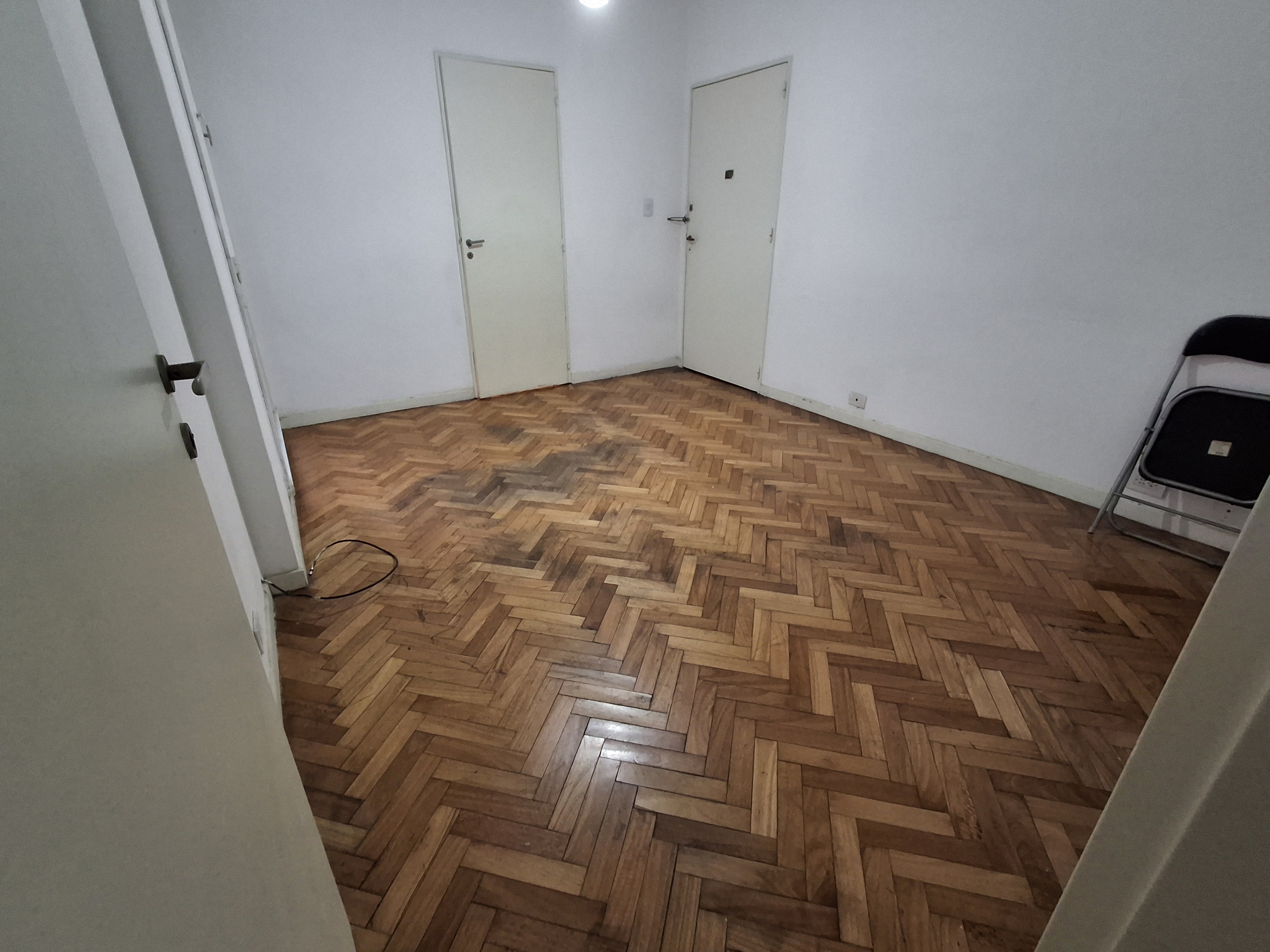ESMERALDA Y PARAGUAY - DOS AMBIENTES INTERNO - APTO PROFESIONAL
